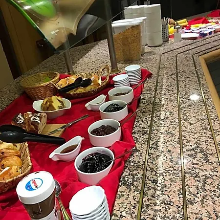 Ξενοδοχείο Restaurant De L'europort Saint-Avold