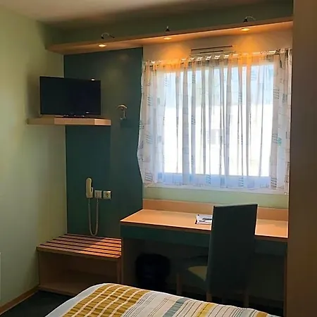 Ξενοδοχείο Restaurant De L'europort 3*