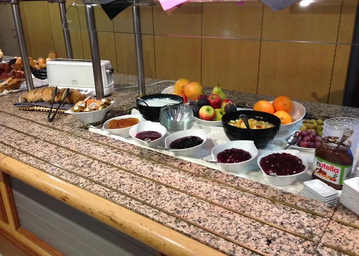 Отель Restaurant De L'europort Сент-Авольд